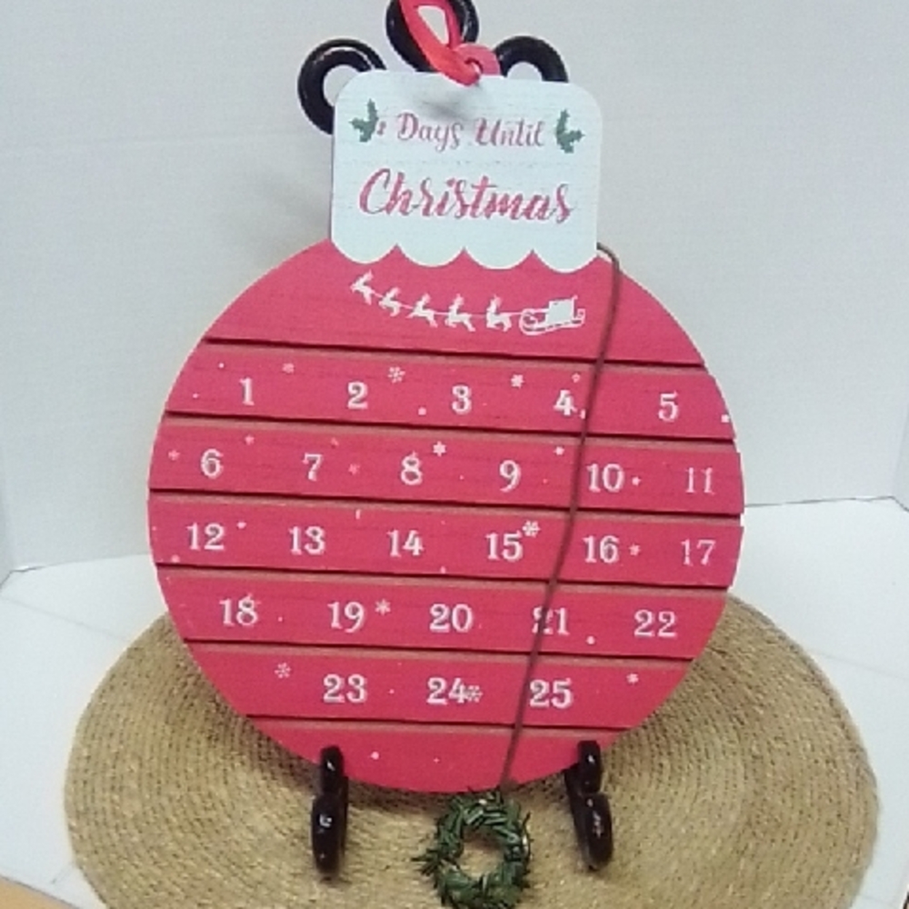 🌻5/$10 Red Christmas Countdown Calendar